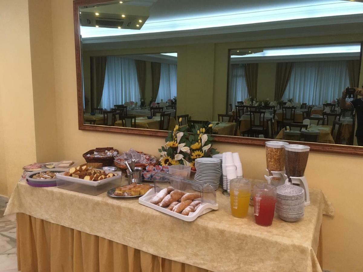 פיוג'י Hotel Sud America מראה חיצוני תמונה